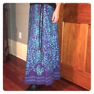 Sift Surroundings skirt